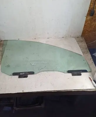Peugeot 607 Front door window glass four-door 43R001345 DOT39AS1M91