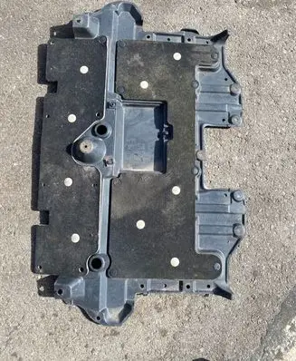 Engine splash shield/under tray