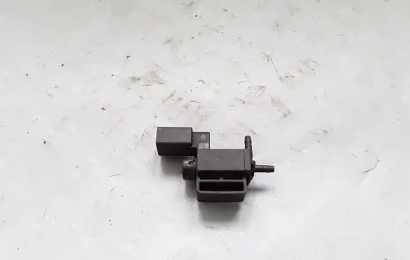 Audi A6 S6 C6 4F Vacuum valve 037906283C 72288000