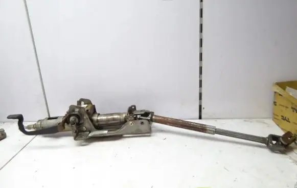 Dodge Caliber Steering wheel axle 05057279AD