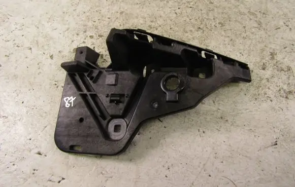 BMW 2 G42 Rear bumper mounting bracket 8495054