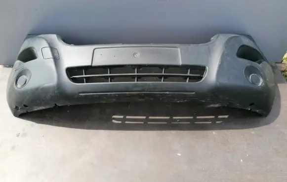 Renault Master III Front bumper