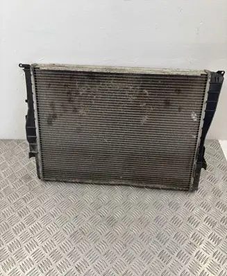 BMW 1 E81 E87 Coolant radiator 754750404 7179960 EA580U