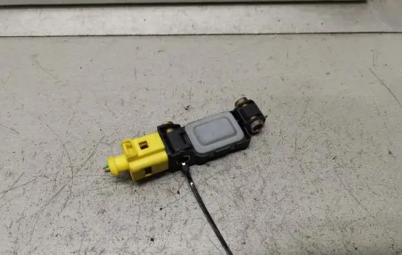 Audi A4 S4 B6 8E 8H Airbag deployment crash/impact sensor 8E0959643A