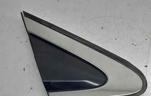 Honda CR-V Front door glass trim molding 75490T1G