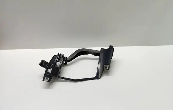 BMW 5 E60 E61 Headlight/headlamp mounting bracket 158737 15873700