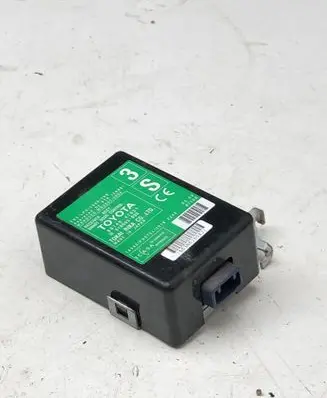 Toyota Prius (XW30) Door control unit/module 8974047031