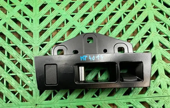 BMW M8 F91 F92 G14 G15 Convertible roof lock/latch 7181731