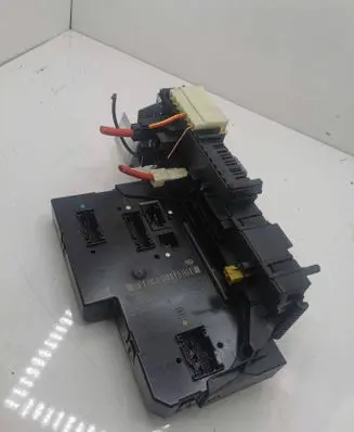 Mercedes-Benz GLK (X204) Fuse module 2045459032 5DK00922576 2129022702