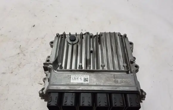 BMW X4M F98 Engine control unit/module 9796607