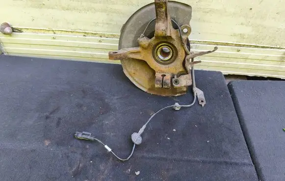 Mitsubishi Outlander Front wheel hub 
