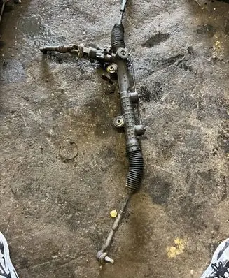 Mercedes-Benz E W211 Steering rack a21111011001