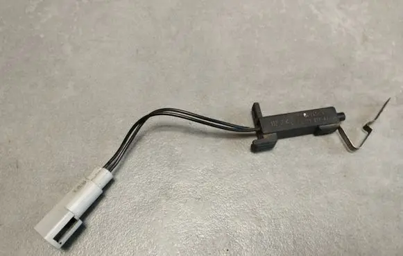 Ford Focus Outside/exterior temperature sensor 6PT004741