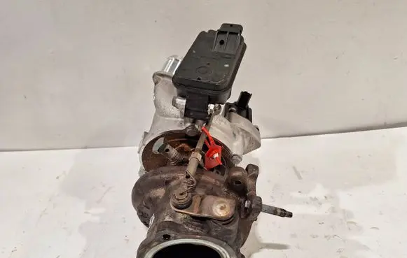 Peugeot 408 II Turbo 9813852580