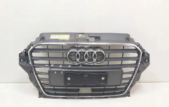 Audi A3 S3 8V Front bumper upper radiator grill 8V3853651A