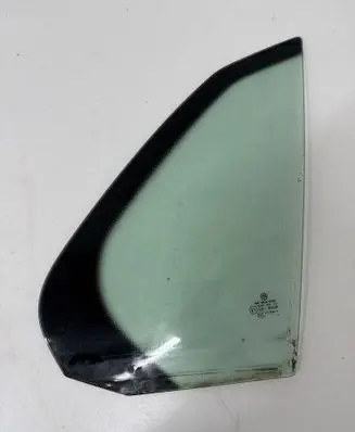 Volkswagen Jetta V Rear vent window glass 43R004528 DOT615M30VAS2 E000214
