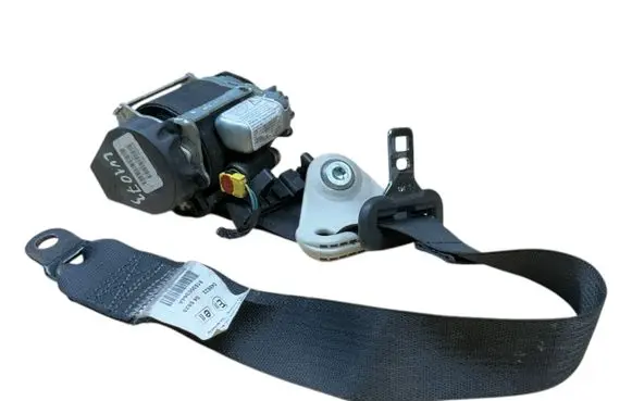 Jeep Patriot Front seatbelt 605884105C 615300364A