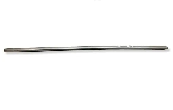 BMW 7 E38 Front door glass trim molding 