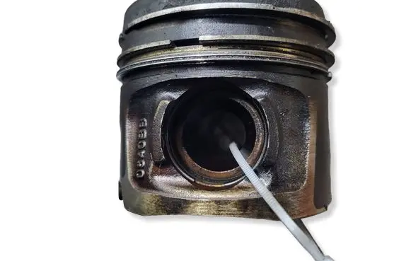 BMW 3 E90 E91 Piston N47