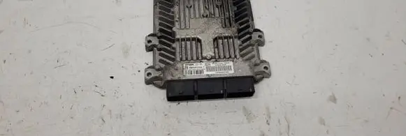 Peugeot 607 Engine control unit/module 9648237680 5WS40379AT 9658198080