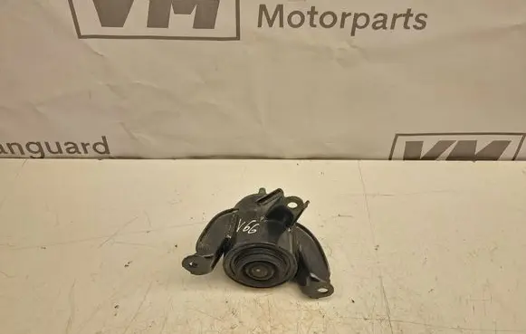 Hyundai i40 Engine mount bracket 218103Z100