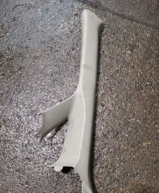 Toyota Sienna XL30 III (B) pillar trim (top) 6221208060B0 6221208060