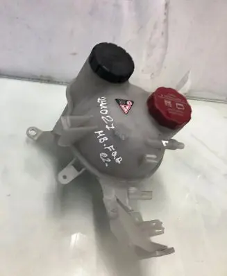 Mercedes-Benz EQA Coolant expansion tank/reservoir A2435004100