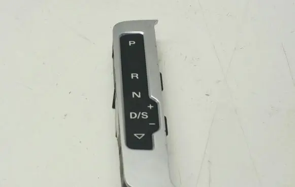 Audi Q5 SQ5 Gear shift selector indicator 8R17134633Q7