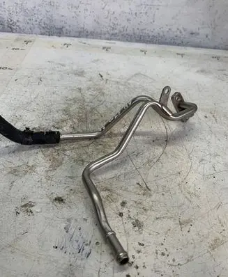 Audi A4 S4 B9 Engine coolant pipe/hose 04l122157