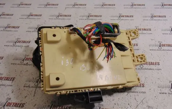 Hyundai i30 Fuse module 91950-A6081