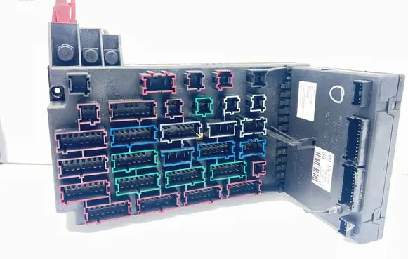 Mercedes-Benz ML W163 Fuse module 1635450016