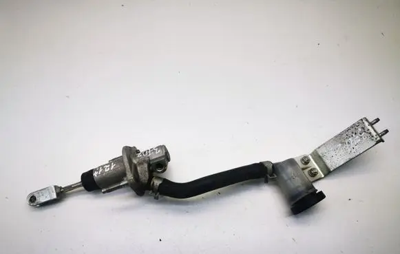 Nissan 370Z Clutch master cylinder NCRN08Z