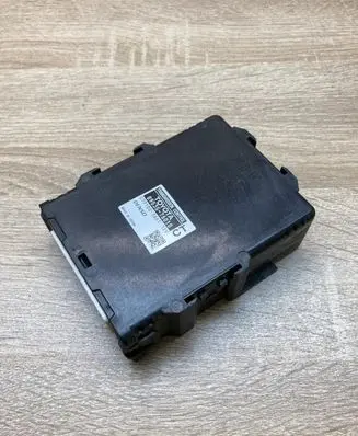 Toyota Prius (XW30) Gearbox control unit/module 8953576010