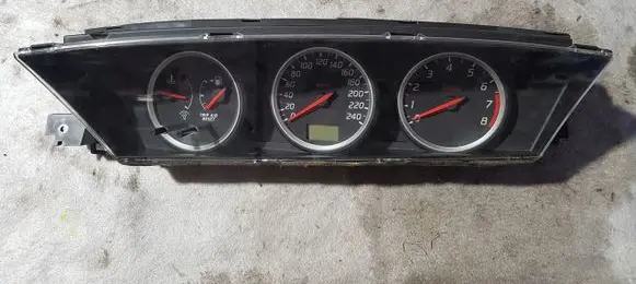 Nissan Primera Speedometer (instrument cluster)