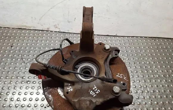 Renault Scenic III - Grand scenic III Front wheel hub spindle knuckle S25056512 400150053R