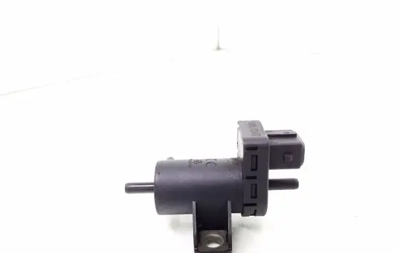 Nissan Primera Turbo solenoid valve 7700113709
