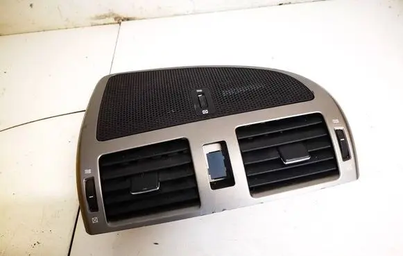 Toyota Avensis T270 Dash center air vent grill 5567005090 55670-05090