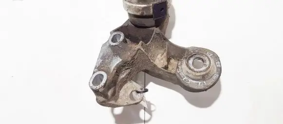Audi A6 S6 C5 4B Engine mounting bracket 4b019931b