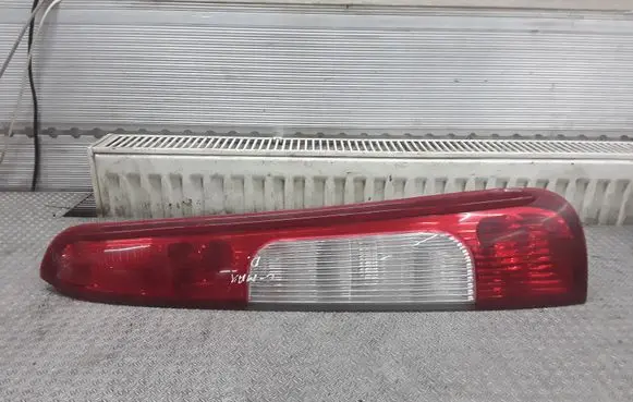 Ford Focus C-MAX Rear/tail lights 3M5113N411AA