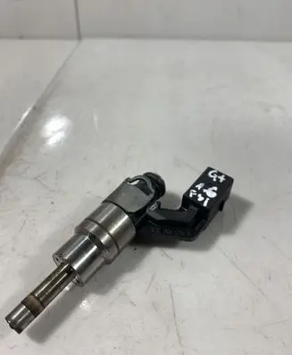Volkswagen Golf Plus Fuel injector 03C906036A