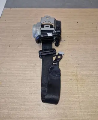 Mercedes-Benz GLC C253 Rear seatbelt A2538601200
