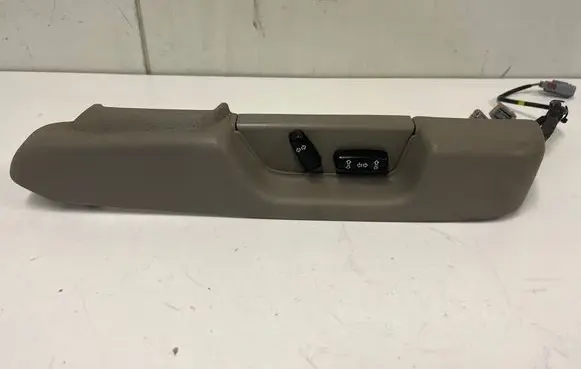 Volvo S80 Seat control switch 9174420