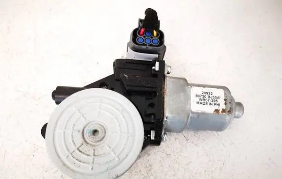 Nissan NV200 Front door window regulator motor 80730BJ30A