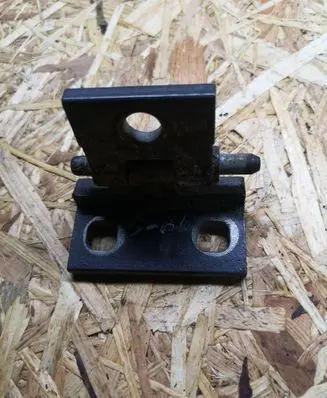 Volvo S60 Rear door lower hinge