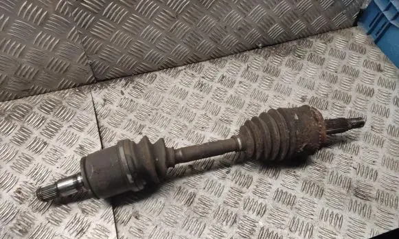 Mitsubishi Pajero Front driveshaft