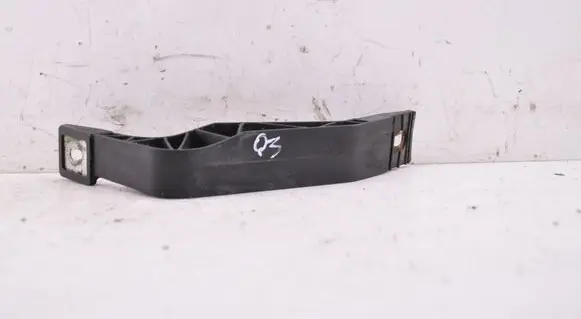 Audi Q3 8U Radiator support slam panel bracket 8U0805527