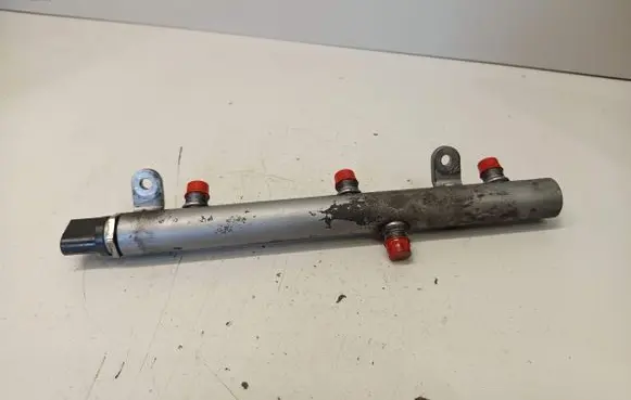 Mercedes-Benz ML W164 Fuel main line pipe A6420702595