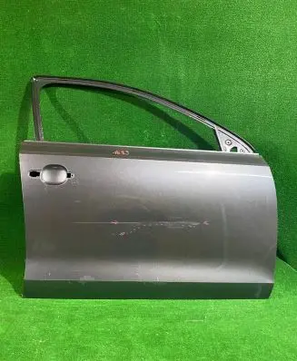 Volkswagen Jetta VI Front door