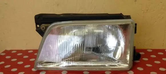 Opel Kadett E Headlight/headlamp 0301025301