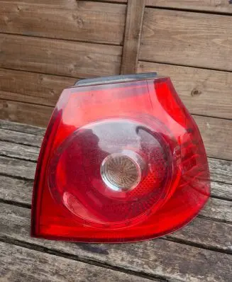 Volkswagen Golf V Rear/tail lights